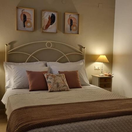 Cypress Garden House Apartment Gazi ภายนอก รูปภาพ
