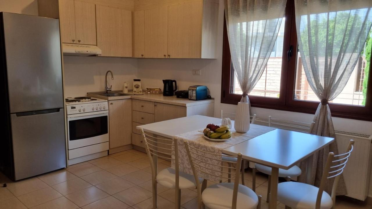Cypress Garden House Apartment Gazi ภายนอก รูปภาพ