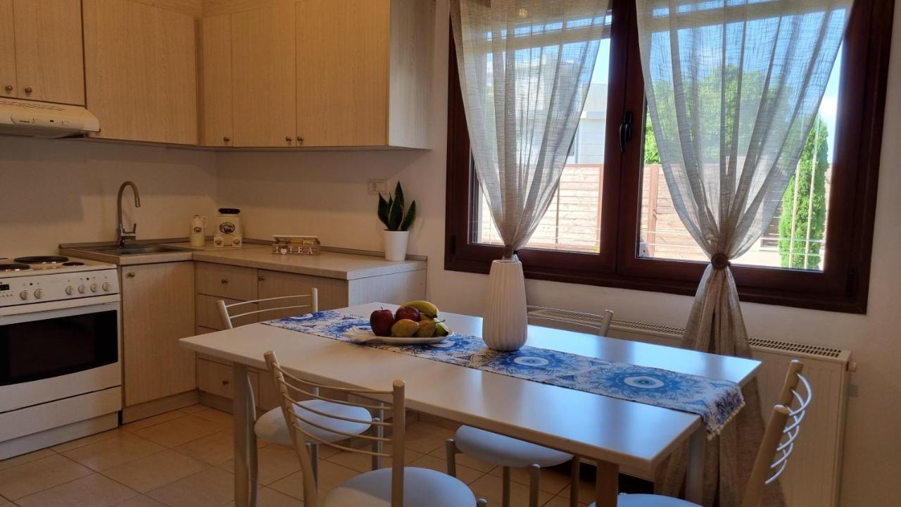Cypress Garden House Apartment Gazi ภายนอก รูปภาพ