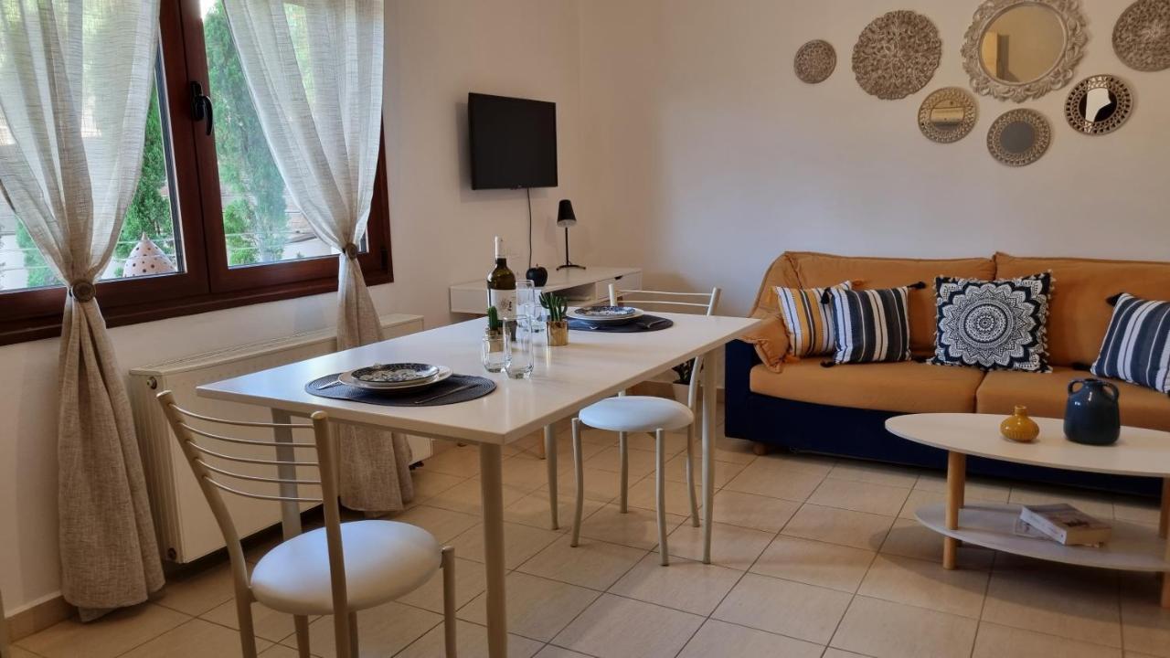 Cypress Garden House Apartment Gazi ภายนอก รูปภาพ
